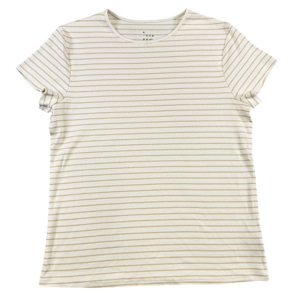 A New Day Womens XL Short Sleeve Ribbed Crew Neck Striped T-Shirt Cream Tan